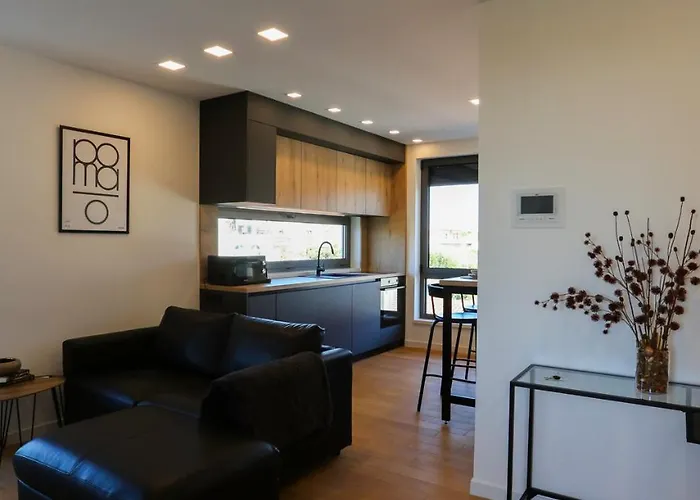 Good Time Apartment *